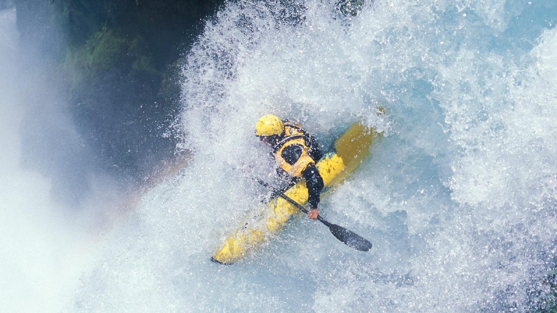 从库尔图瓦爆发到毕尔巴鄂横扫冰岛，足球世界中的唯一性瞬间