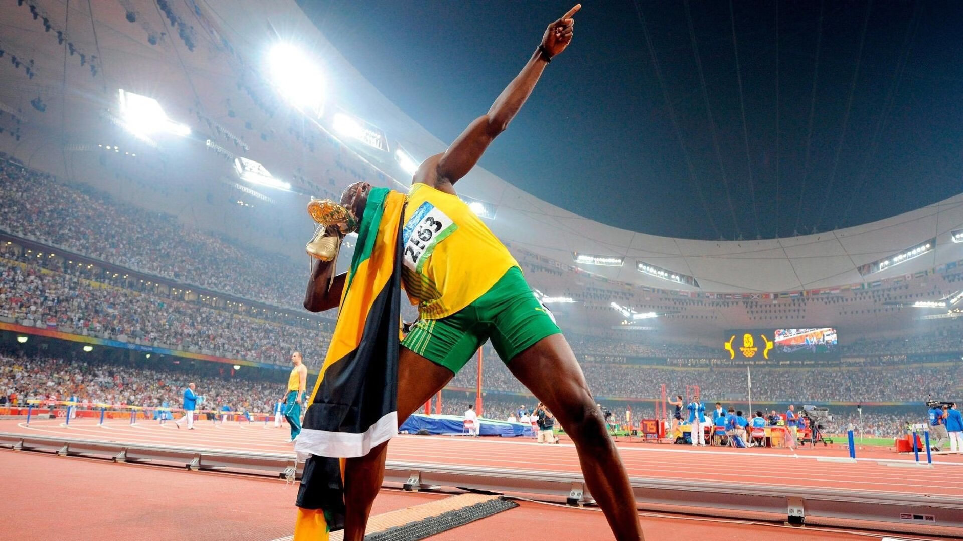 爱游戏体育官网-丹麦风暴席卷欧洲杯，碾压德国队创历史，黄鸭组合刷新纪录之夜